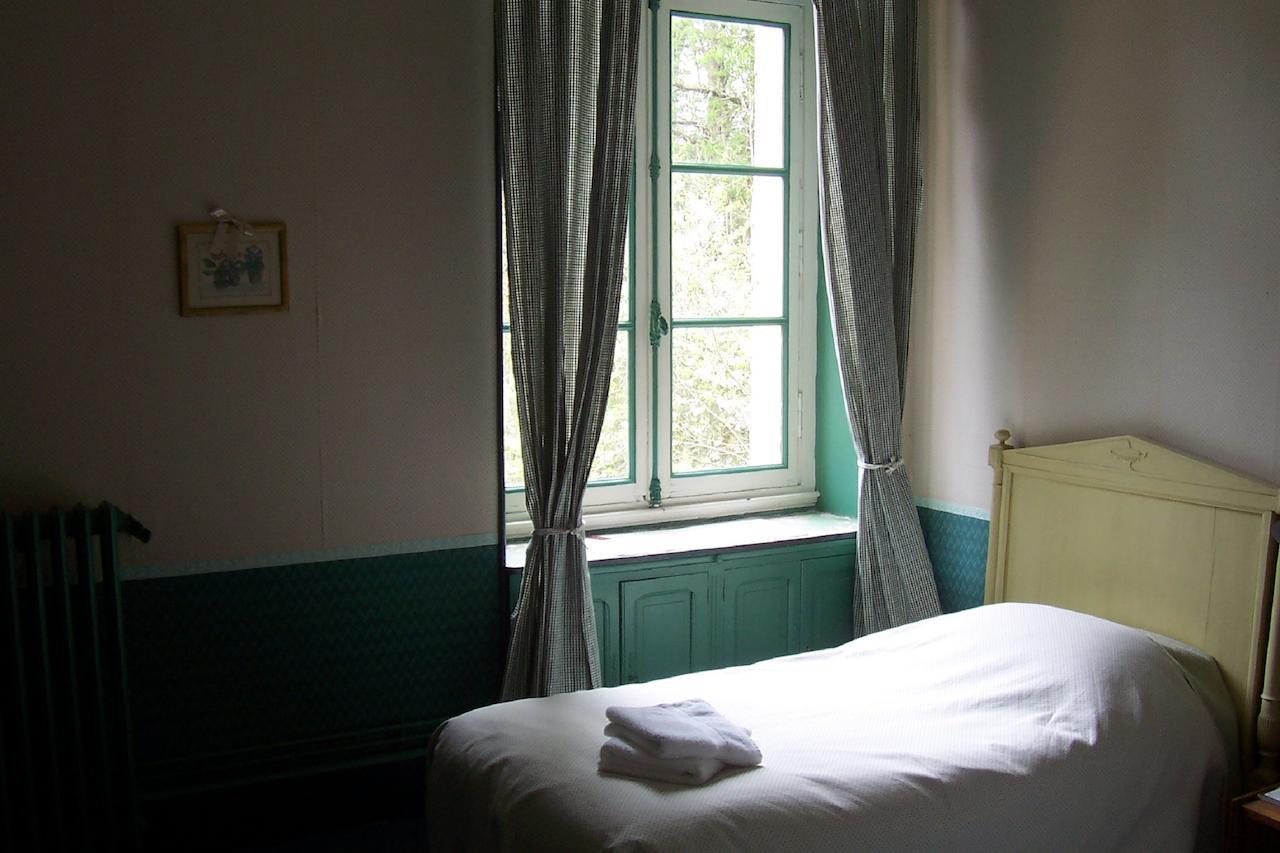 Chateau Champigny Bed and Breakfast Maillet  Rum bild